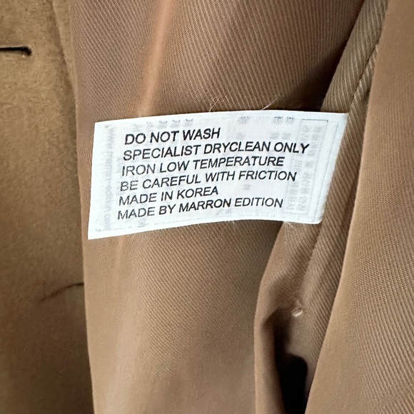 Classic Camel Women's Coat - Picture 9 of 10